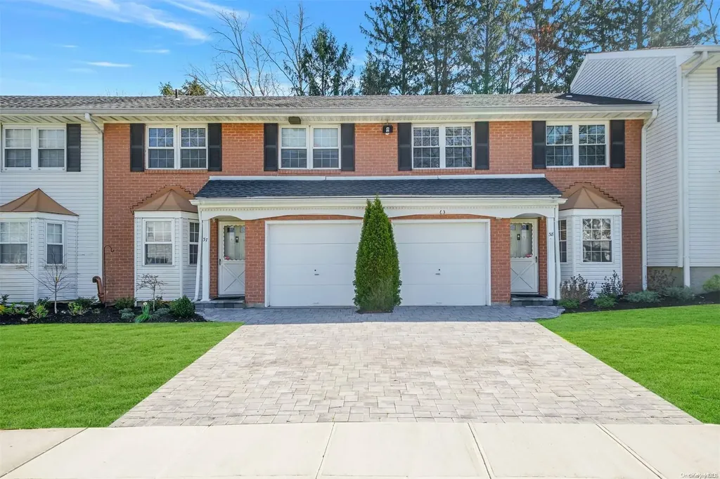 37 Santa Barbara Drive Plainview NY 11803