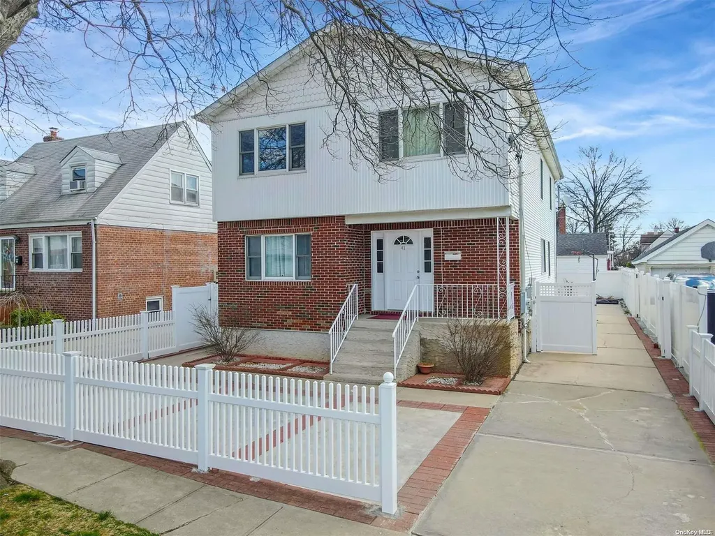 41 Doherty Avenue Elmont NY 11003