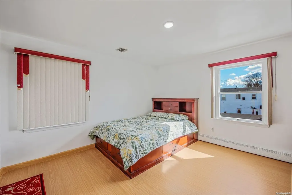 41 Doherty Avenue Elmont NY 11003