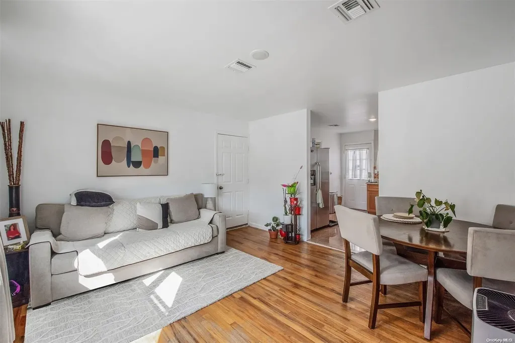 41 Doherty Avenue Elmont NY 11003