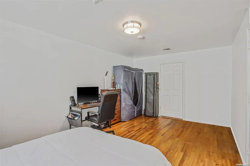 41 Doherty Avenue Elmont NY 11003