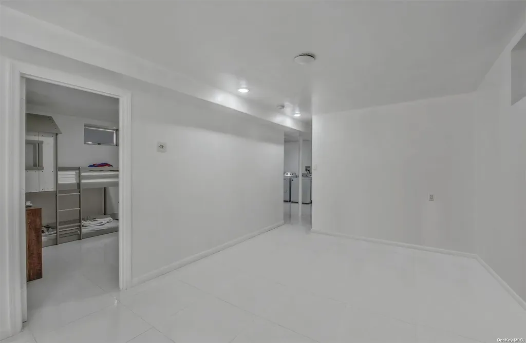 41 Doherty Avenue Elmont NY 11003