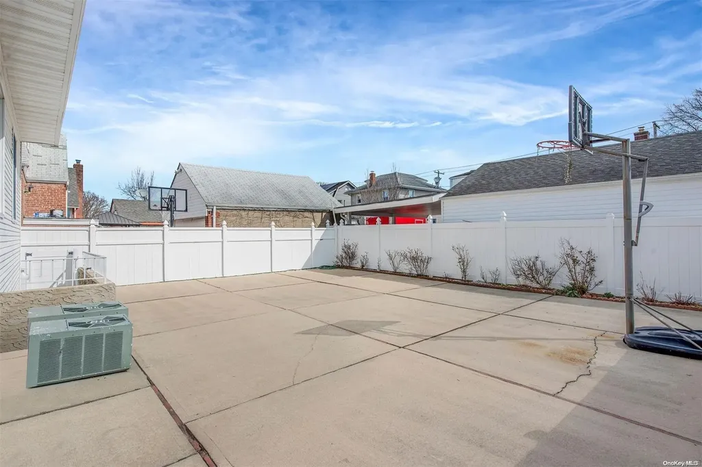 41 Doherty Avenue Elmont NY 11003