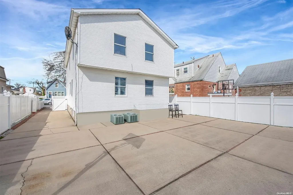41 Doherty Avenue Elmont NY 11003
