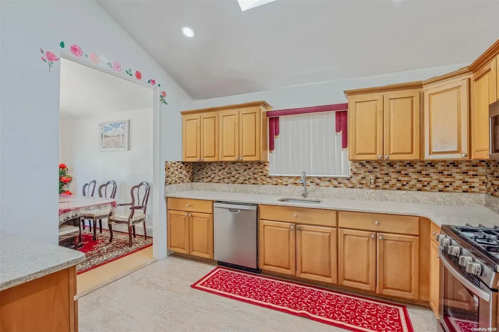 41 Doherty Avenue Elmont NY 11003