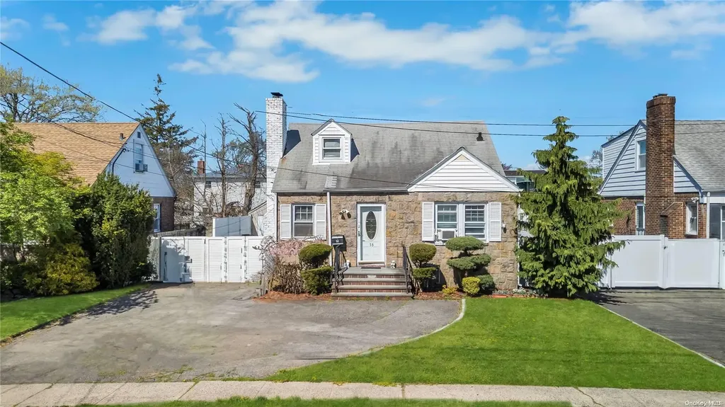 53 Lamberson Street Valley Stream NY 11580