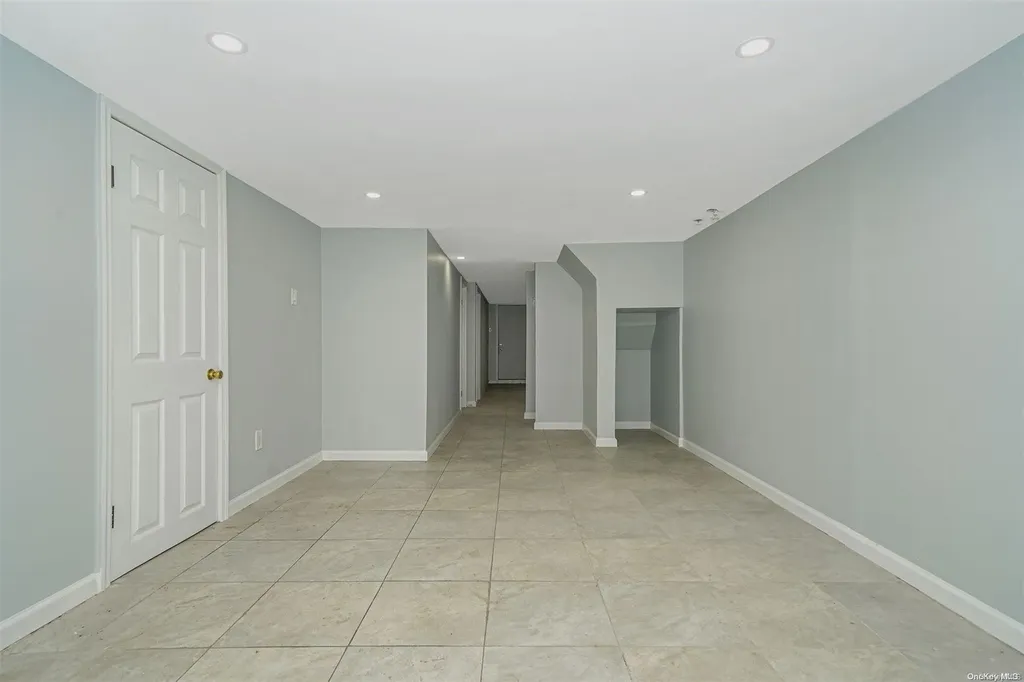 5722 Avenue N Brooklyn NY 11234
