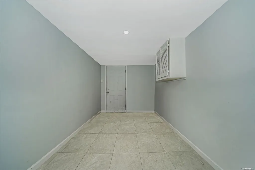 5722 Avenue N Brooklyn NY 11234