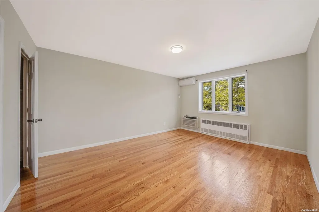 5722 Avenue N Brooklyn NY 11234