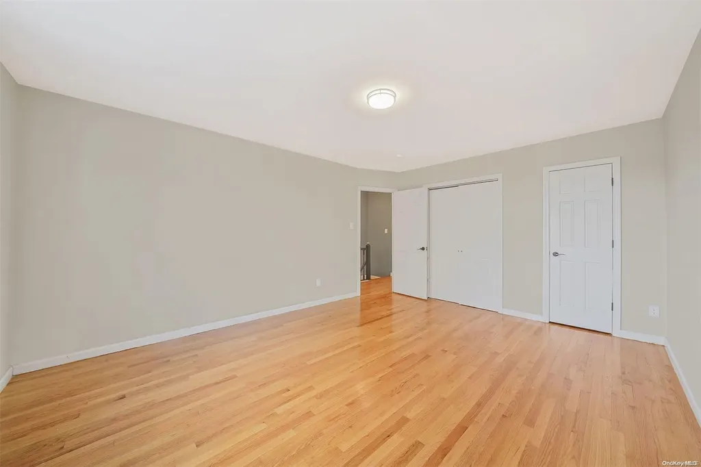 5722 Avenue N Brooklyn NY 11234