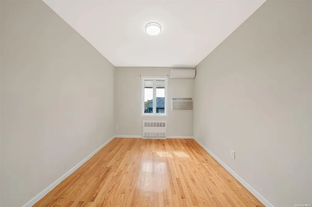 5722 Avenue N Brooklyn NY 11234