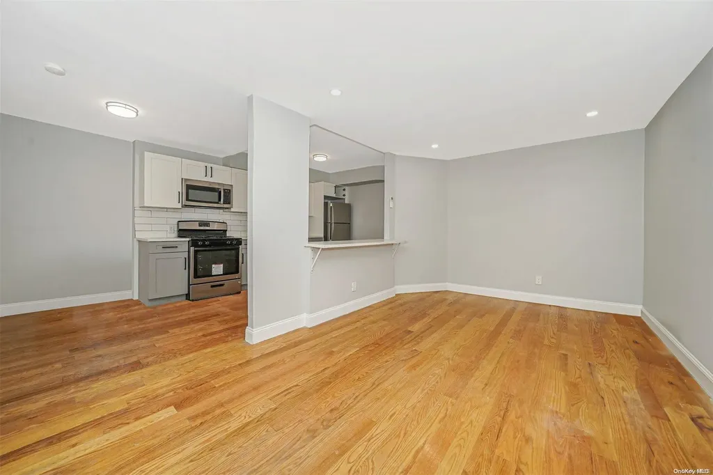 5722 Avenue N Brooklyn NY 11234