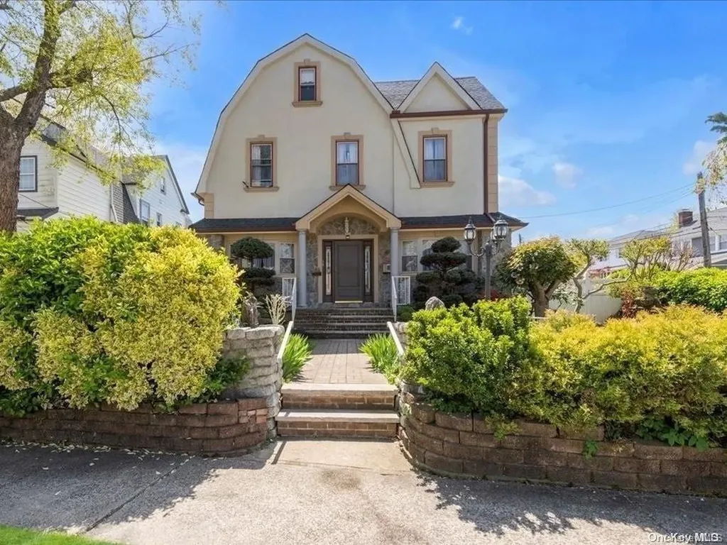 217-02 Corbett Road Bayside NY 11361