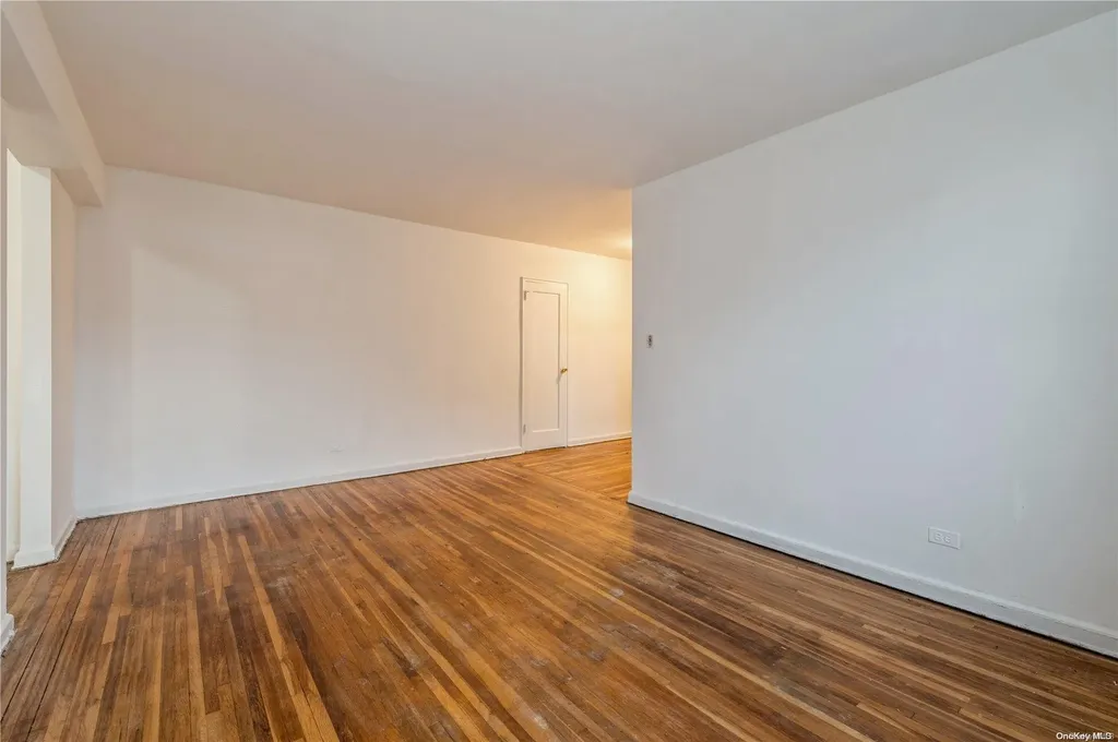 112-50 Northern Boulevard Corona NY 11368