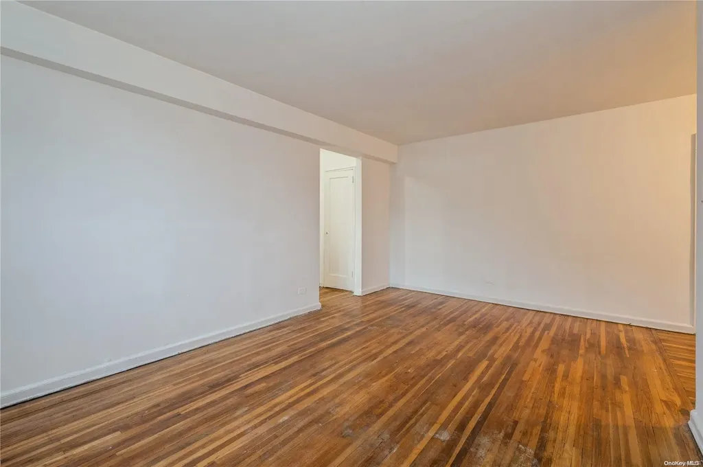 112-50 Northern Boulevard Corona NY 11368