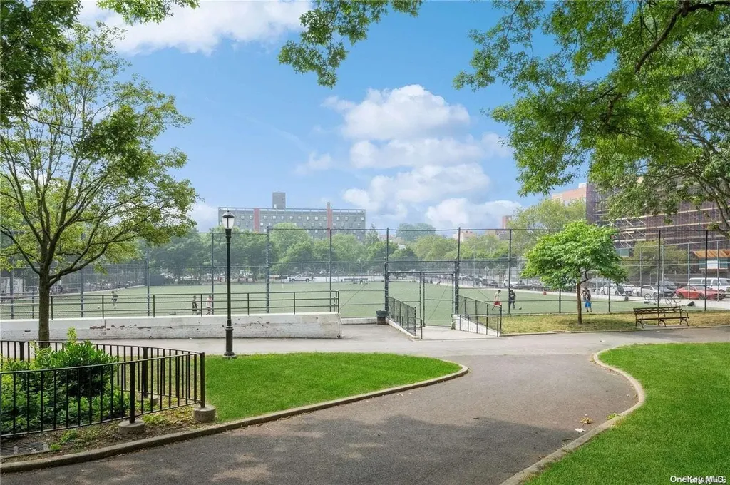 112-50 Northern Boulevard Corona NY 11368