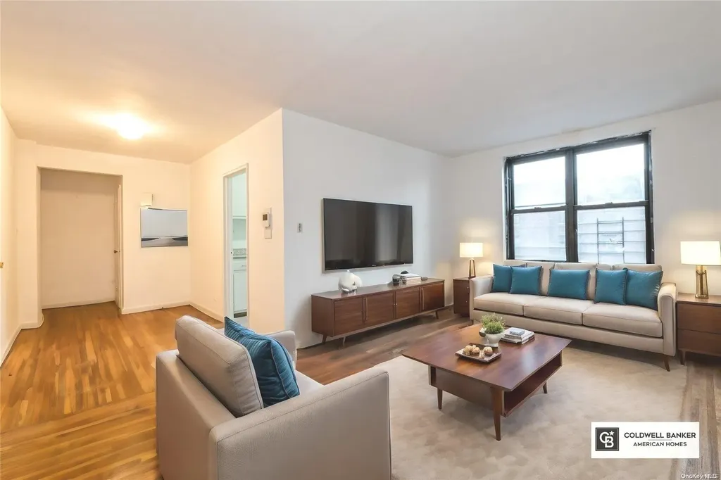 112-50 Northern Boulevard Corona NY 11368