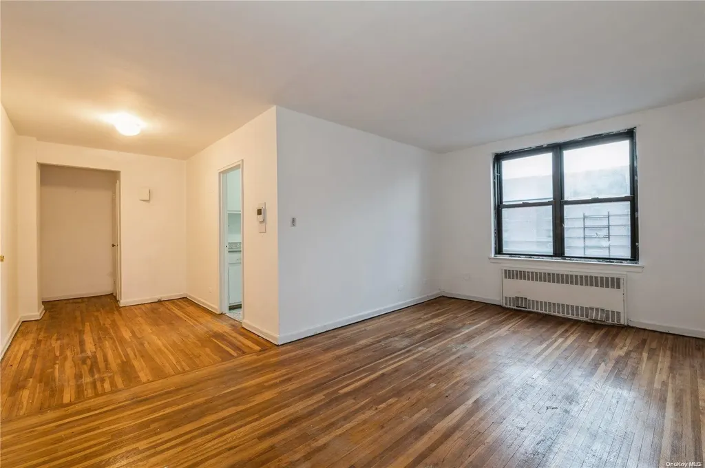 112-50 Northern Boulevard Corona NY 11368