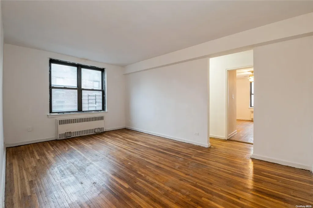 112-50 Northern Boulevard Corona NY 11368