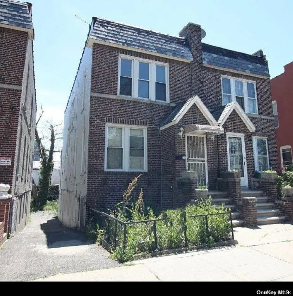 1850 Watson Avenue Bronx NY 10472