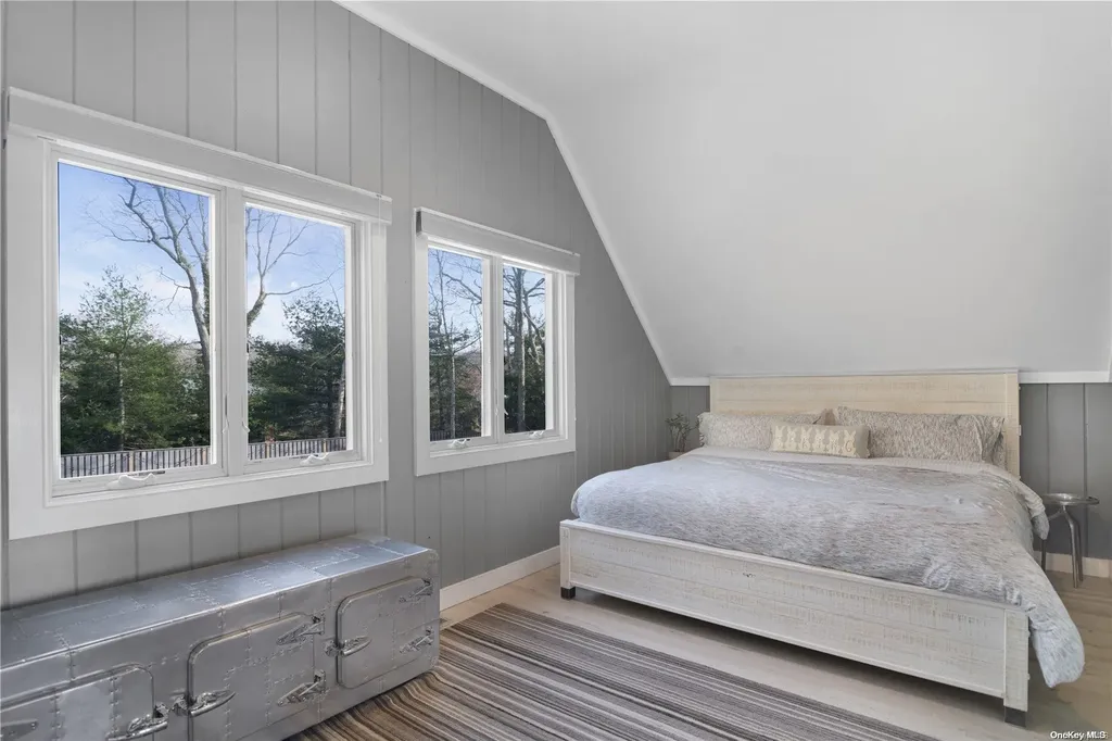 128 Harbor Boulevard East Hampton NY 11937