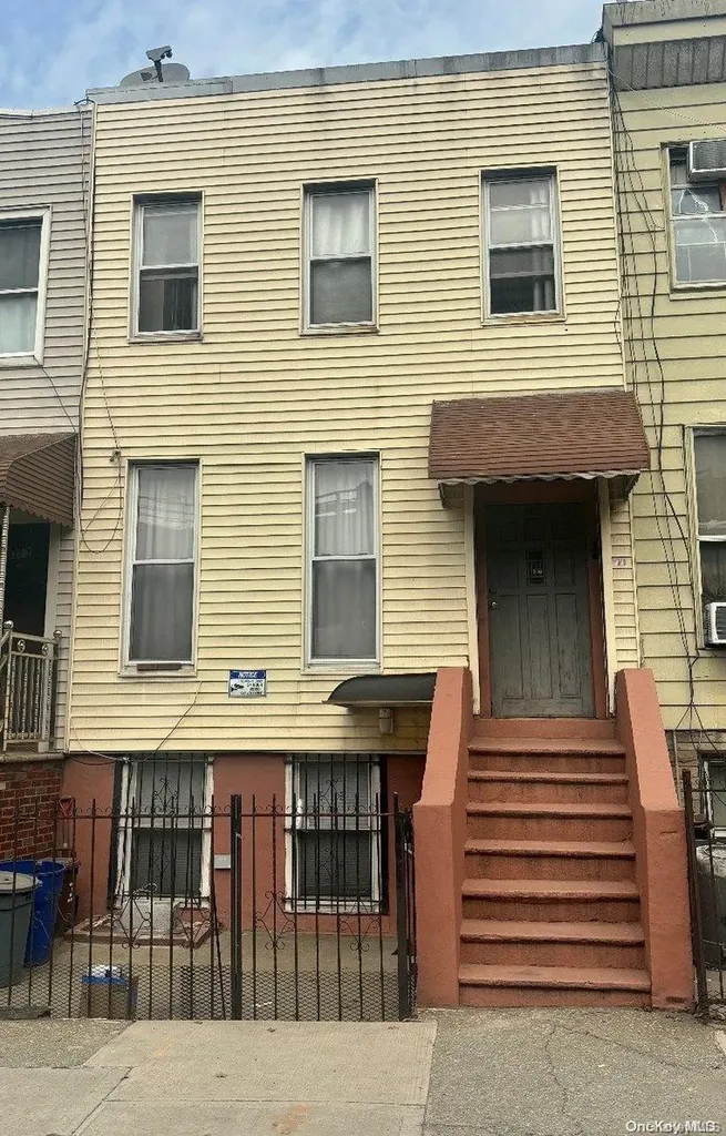 315 38th Street Brooklyn NY 11232