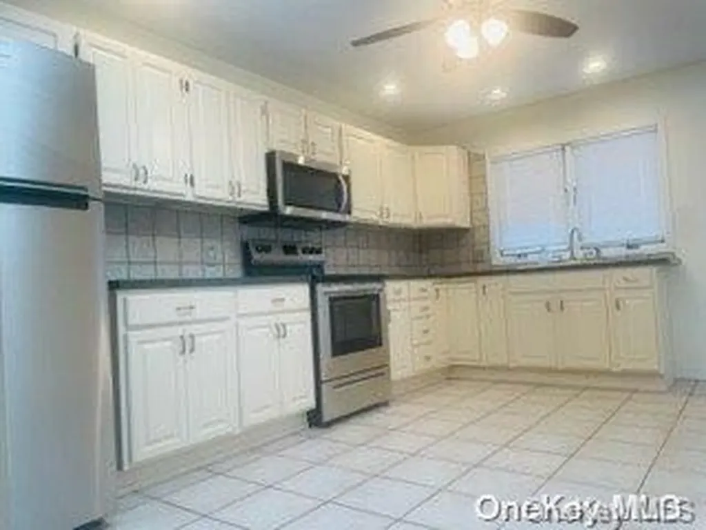 58 Wilson Avenue Deer Park NY 11729