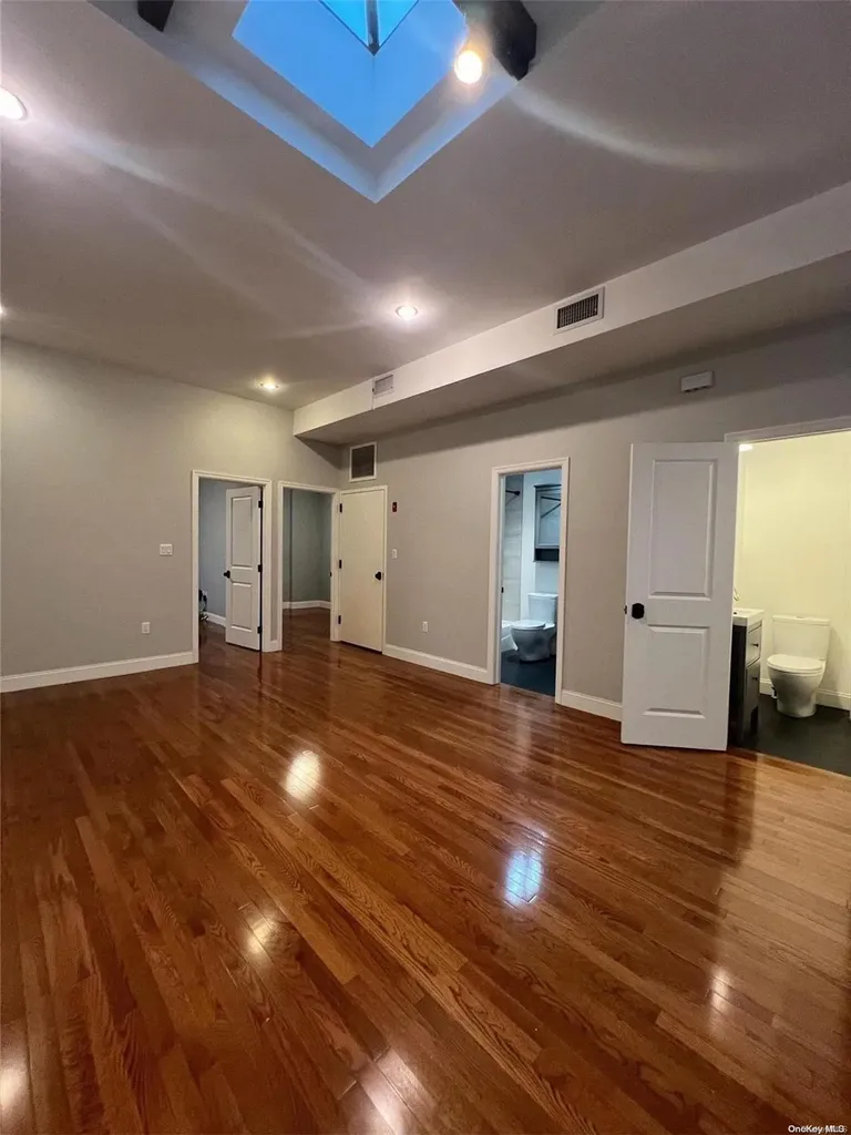 6156 Gates Avenue Ridgewood NY 11385