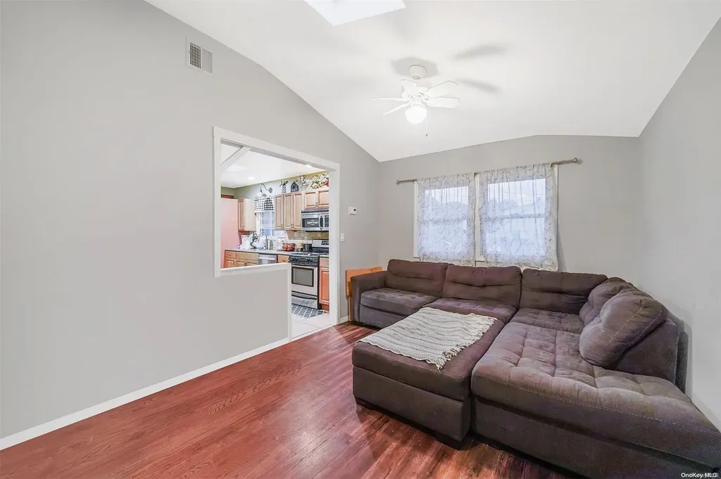 2 Bicycle Court Selden NY 11784
