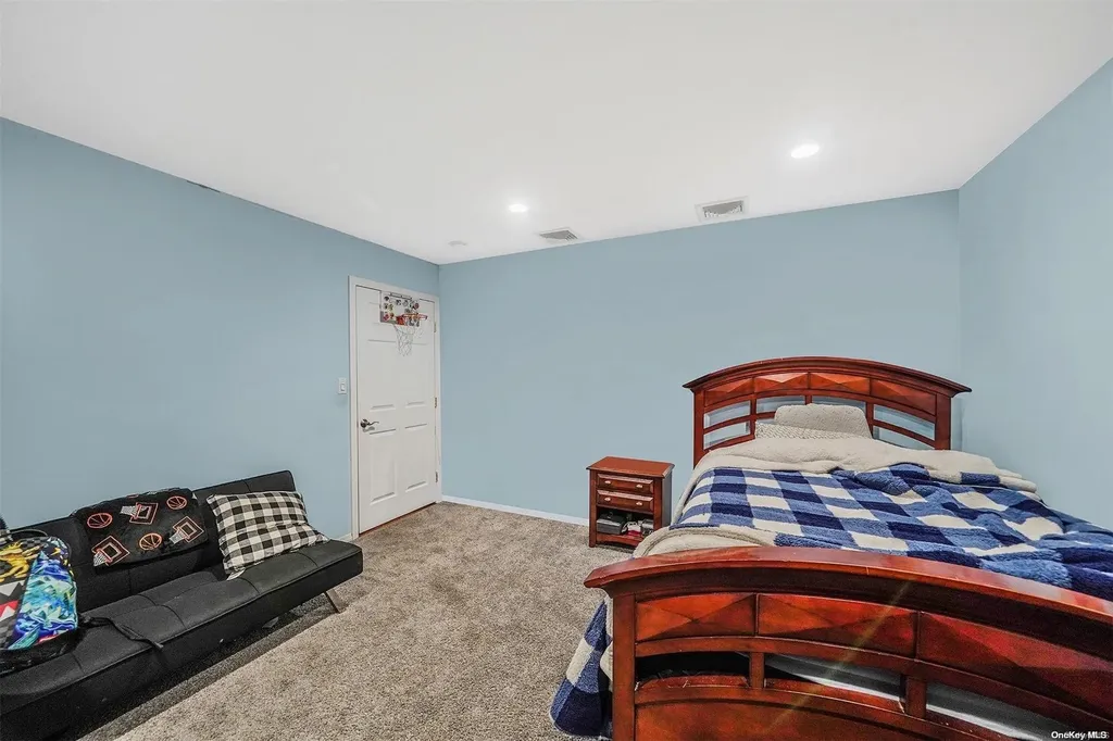 2 Bicycle Court Selden NY 11784