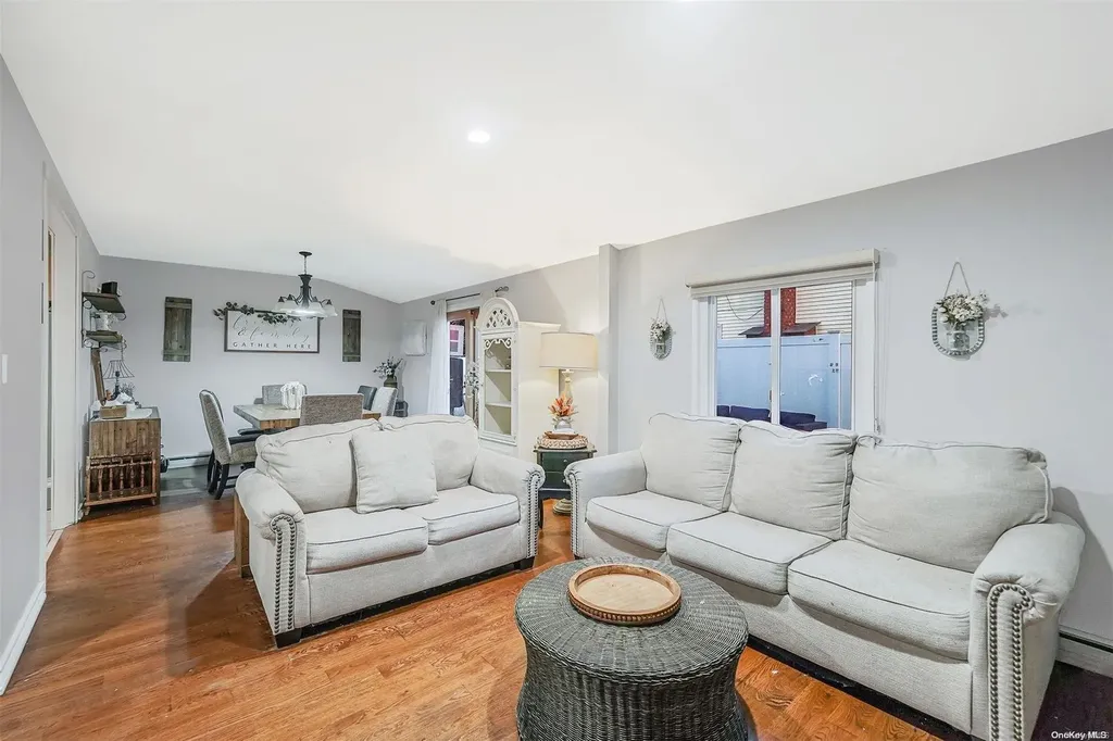 2 Bicycle Court Selden NY 11784