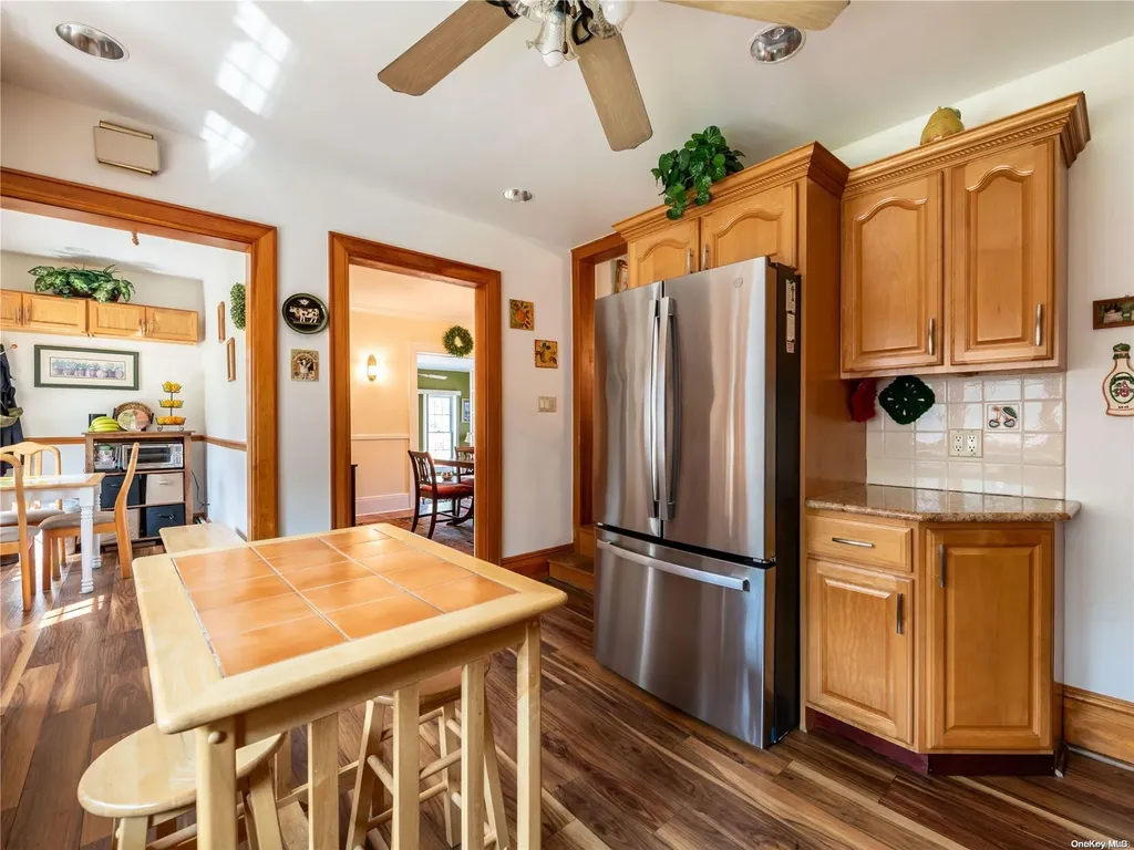 220 Thompson Shore Road Manhasset NY 11030