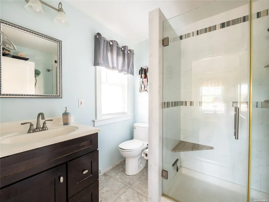 220 Thompson Shore Road Manhasset NY 11030