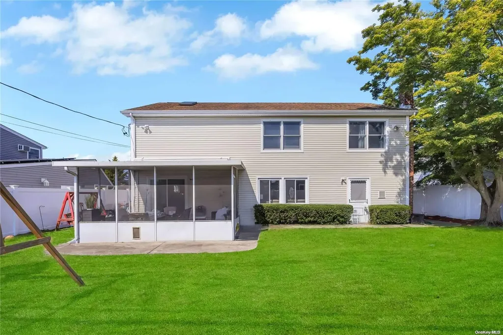 40 Friendly Road Hicksville NY 11801