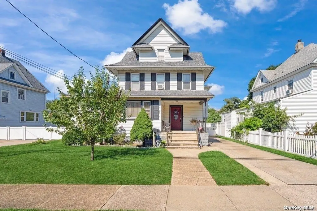 245 Denton Avenue Lynbrook NY 11563