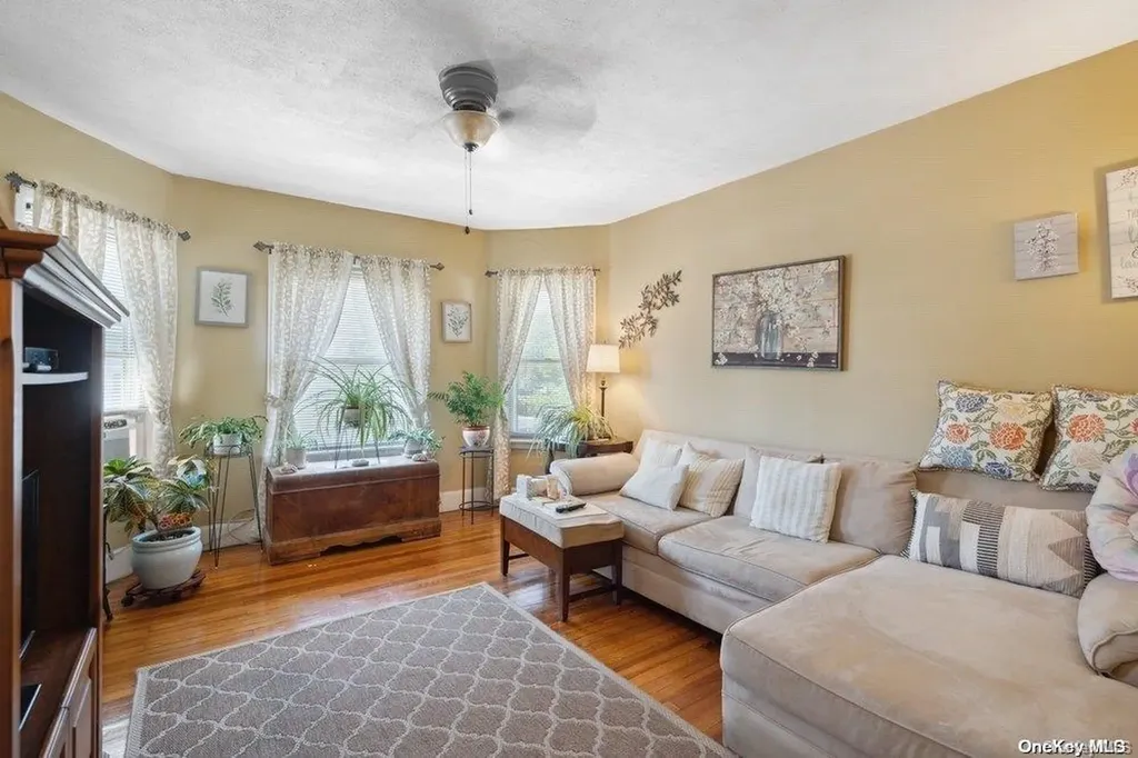245 Denton Avenue Lynbrook NY 11563