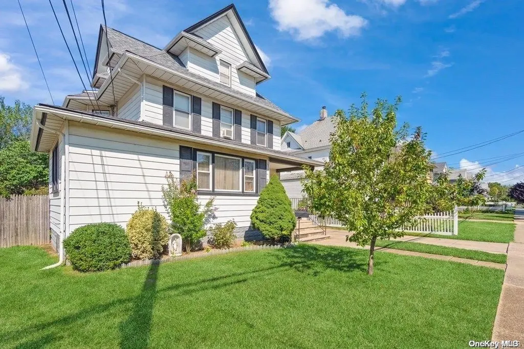 245 Denton Avenue Lynbrook NY 11563