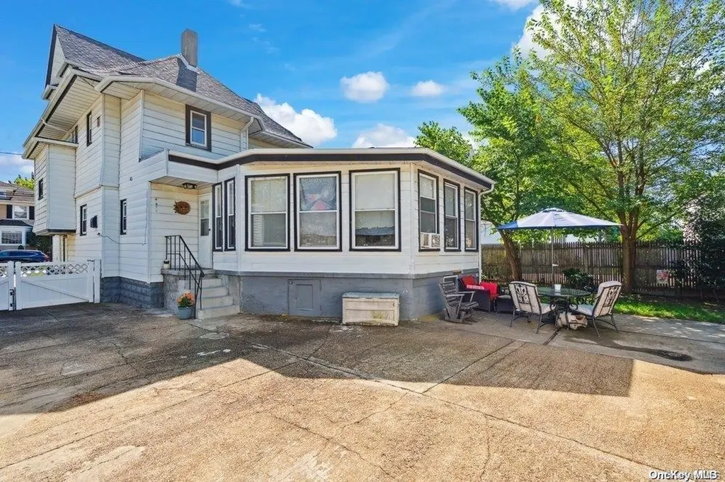 245 Denton Avenue Lynbrook NY 11563