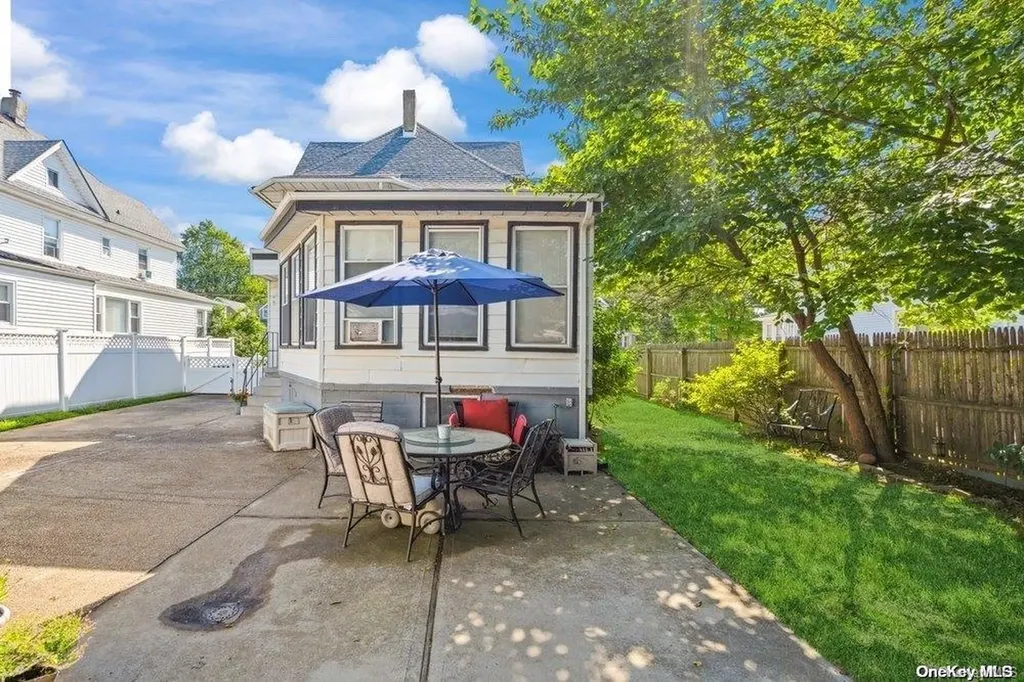 245 Denton Avenue Lynbrook NY 11563