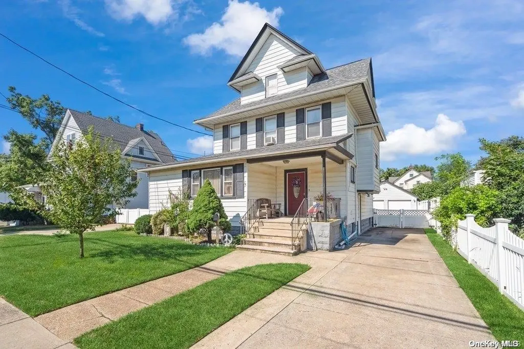245 Denton Avenue Lynbrook NY 11563