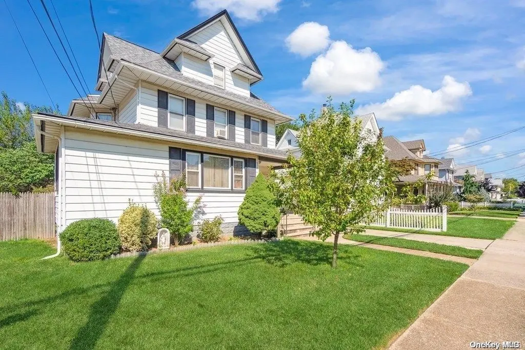 245 Denton Avenue Lynbrook NY 11563
