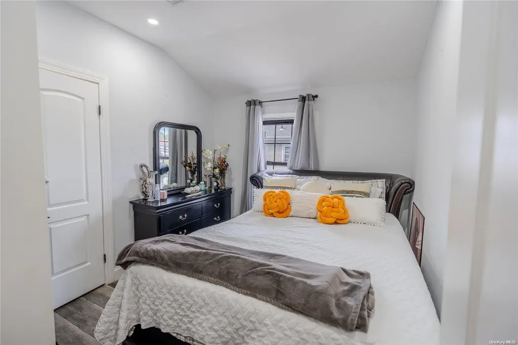220-08 145th Avenue Springfield Gardens NY 11413