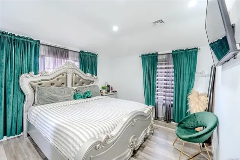 220-08 145th Avenue Springfield Gardens NY 11413