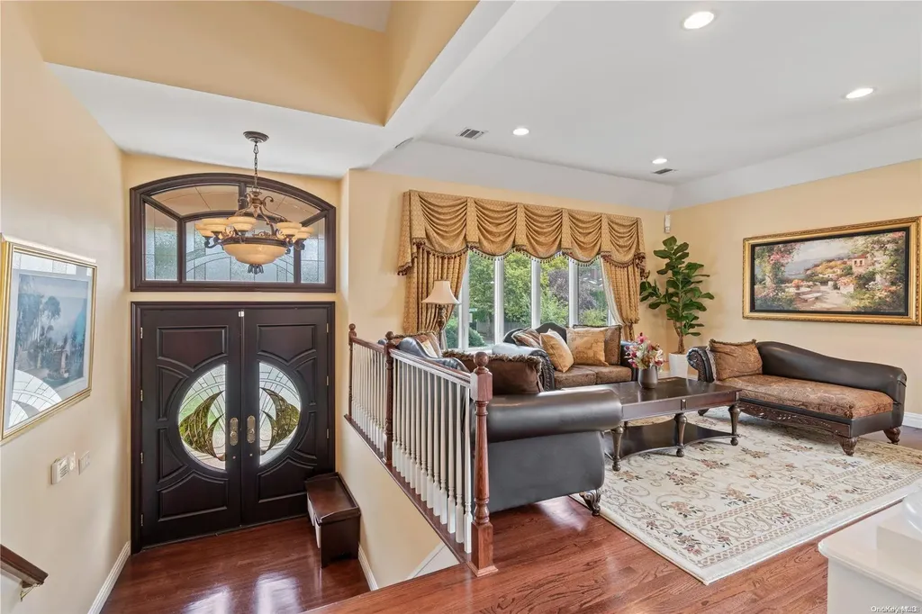 1 Onondaga Place Jericho NY 11753