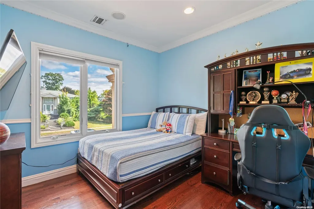 1 Onondaga Place Jericho NY 11753