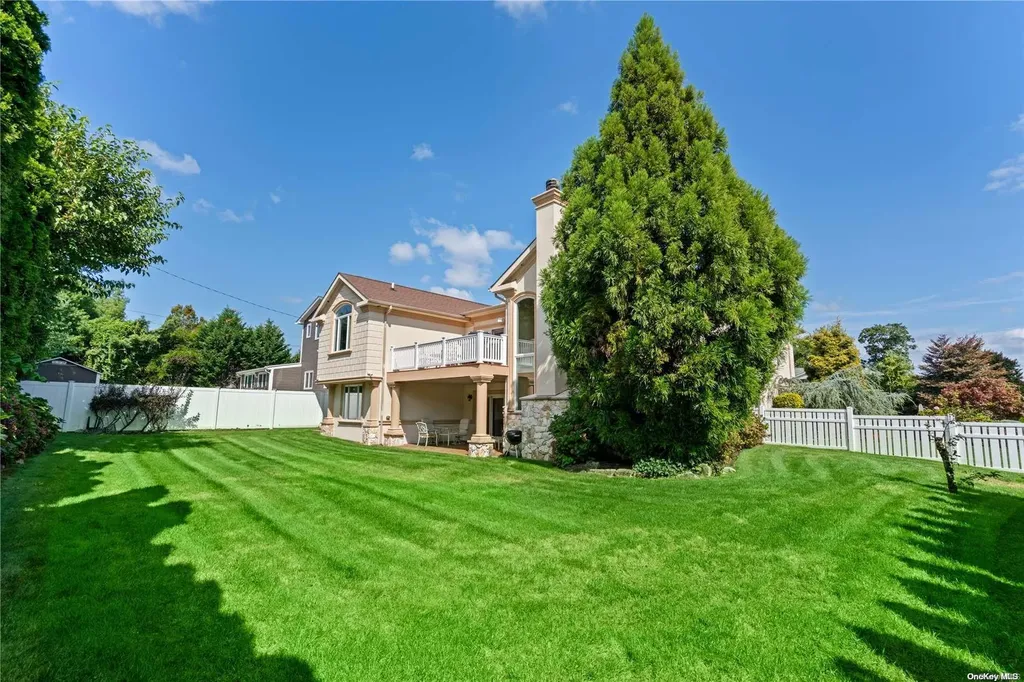 1 Onondaga Place Jericho NY 11753