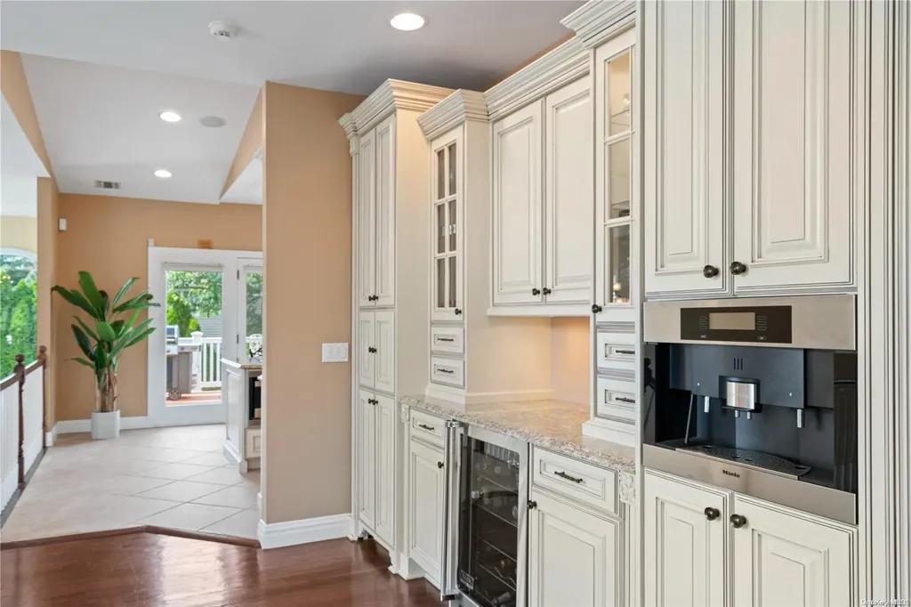 1 Onondaga Place Jericho NY 11753