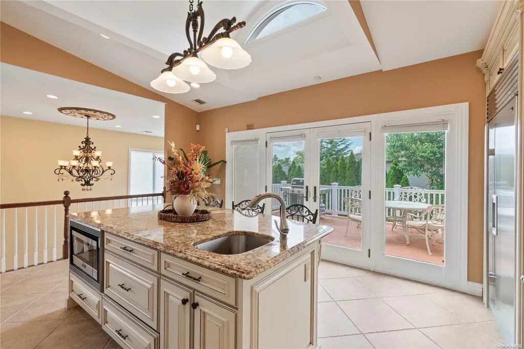 1 Onondaga Place Jericho NY 11753