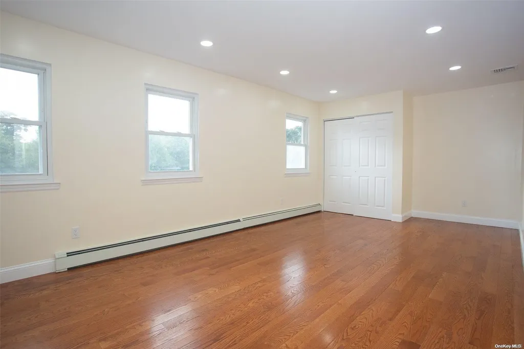 2 Nagle Lane Central Islip NY 11722