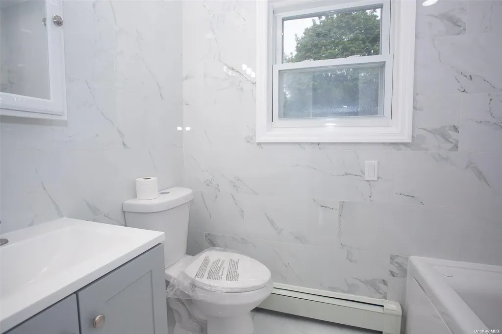 2 Nagle Lane Central Islip NY 11722
